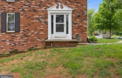 7 WOODLAND COURT, HAMILTON, NJ 08610