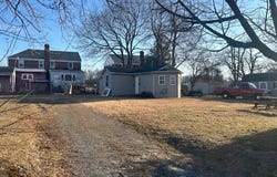 51 E GRIFFITH STREET, PENNS GROVE, NJ 08069
