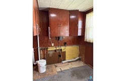 203 E 2nd St, Marion, SD 57043
