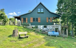 70 Queensland Lane, Louisa, KY 41230