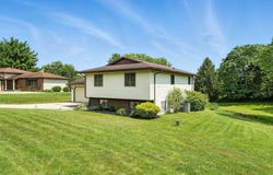 1409 Hillbrook Drive NE, Lancaster, OH 43130
