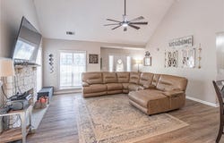 4872 Hunt Club Drive, Flowery Branch, GA 30542