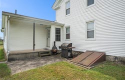 6925 New London Road, Ashtabula, OH 44004