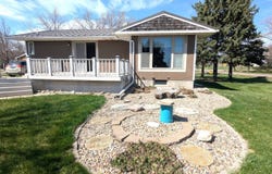 320 E. 6th Street, Kimball, SD 57355