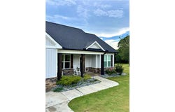 170 Willow Haven Street SE, Calhoun, GA 30701
