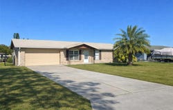 1636 JUNO TRAIL, ASTOR, FL 32102