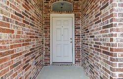 813 Chase Circle, Hurst, TX 76053