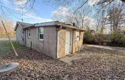211 Lane St, Dexter, KY 42036