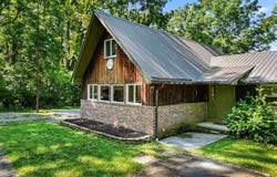 10 Wilderness Road, Radford, VA 24141