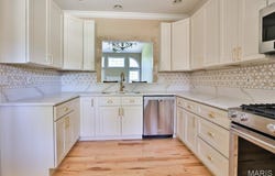 409 Country Club Vw, Edwardsville, IL 62025