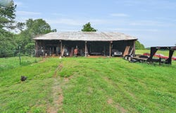 16 Hartford Ln, Slaughters, KY 42456