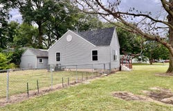 710 S Highland Rd, Coffeyville, KS 67337