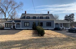 88 Reed Street, Warwick, RI 02886