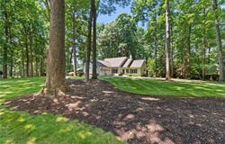 3805 Tangle Oak Drive, Clemmons, NC 27012