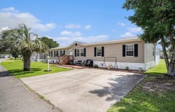 1043 Leebury Ln., Conway, SC 29526