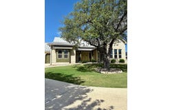 3200-17 Pinnacle Club Dr, Kerrville, TX 78028
