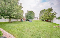 10 CANDLELIGHT DRIVE, WOODSTOWN, NJ 08098