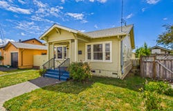 2726 J Street, Eureka, CA 95501