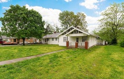 1615 W Nichols Street, Springfield, MO 65802