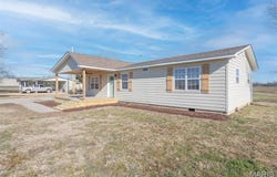 1102 Highway 142, Poplar Bluff, MO 63901