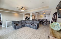 601 E Harbour Towne Drive, Lake Ozark, MO 65049