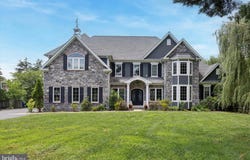 35 W PINE TREE DRIVE, BROOMALL, PA 19008
