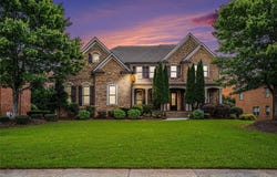1241 EDGEBROOK Lane, Snellville, GA 30078