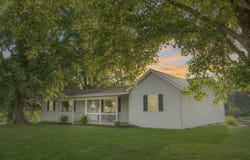 12236 APPLEGATE RD, Bridgeport, IL 62417