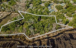 762 Wraggs Ferry Rd., Georgetown, SC 29440