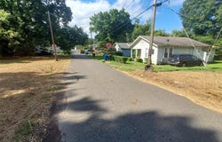 2415 Roosevelt, Shreveport, LA 71104
