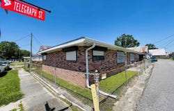 218 Telegraph, Napoleonville, LA 70390