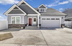 918 Victory Drive, Gooding, ID 83330