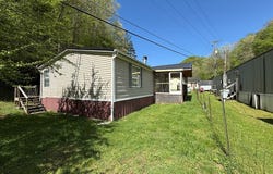486 Grassy Br, Raccoon, KY 41557