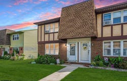 1964 E Oak Road, Vineland, NJ 08361