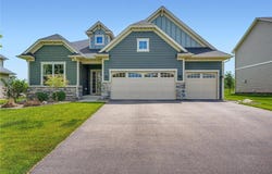 821 June Avenue N, Lake Elmo, MN 55042