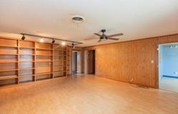 200 S Wall St, Shamrock, TX 79079