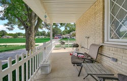 8622 W 90th Place, Hickory Hills, IL 60457