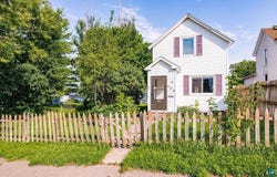 608 E 10th St, Duluth, MN 55805