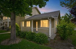 433 W State St, Eagle, ID 83616-4905
