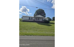3023 Cave Springs Rd, Tazewell, TN 37879