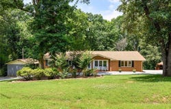 10 Echoview Circle, Lexington, NC 27292