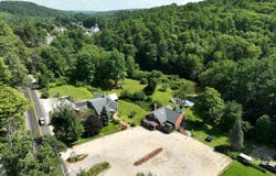 35 Mont Veron Road, New Boston, NH 03070