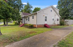 511 Simpson St, Florence, AL 35630