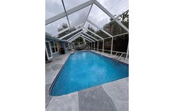11889 WALKER AVENUE, SEMINOLE, FL 33772