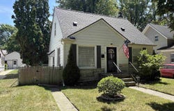 23 S Highland, Mount Clemens, MI 48043