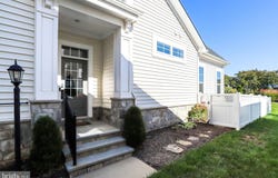 23698 CYPRESS GLEN Square, ASHBURN, VA 20148