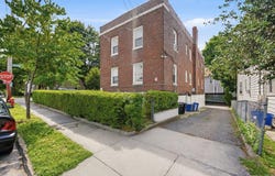 21 Crescent Place, Yonkers, NY 10704