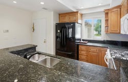 20008 Avenue Of The Oaks, Newhall, CA 91321