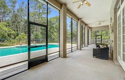 700 VALLEY STREAM DRIVE, GENEVA, FL 32732