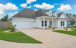 15 E Oak Trees Lane, Freeport, FL 32439
